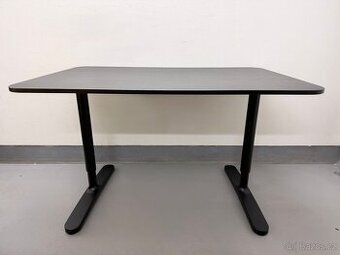 stůl IKEA Bekant - 140x60 cm
