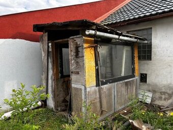 Zahradní domek za odvoz.