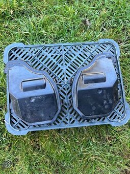 |BMW E60| - krytky na světla