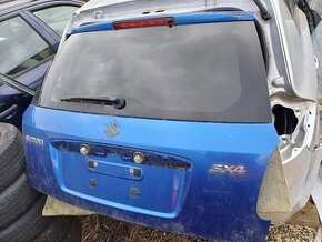 Suzuki sx4 víko kufru