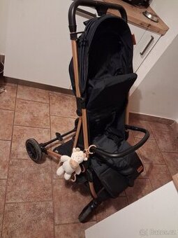 Sportovní kočárek