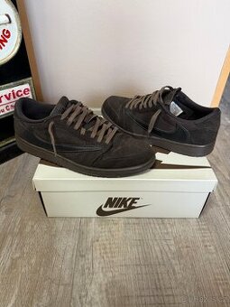 Jordan 1 Retro Low OG SP Travis Scott Velvet Brown