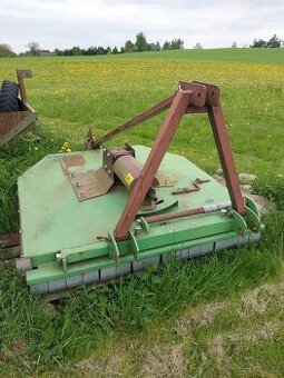 Mulčovač vertikální za traktor do tříbodového závěsu