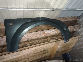 Pravy blatnik Aud TT, 8n