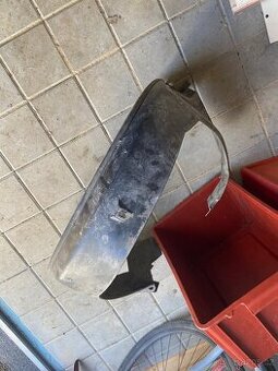 Pravý podběh bmw e36