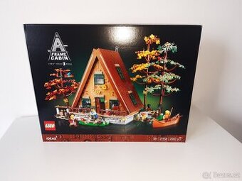 LEGO 21338 Chata „Áčko“