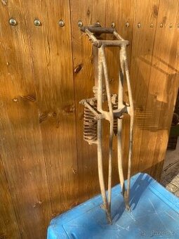 Prodám motokolo vidlice kompletní pěkné nepoškozené