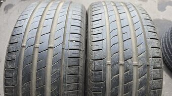 Letní pneu 235/45/17 Nexen