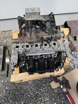 Prodám motor Renault 1,6 Bitdi.118 kw.