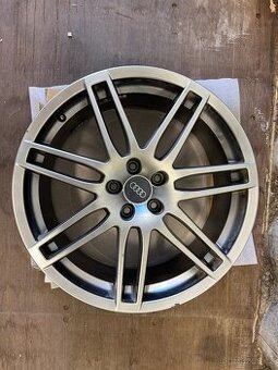 Sada alu kol Audi A4 B6 19" (RS4 look)