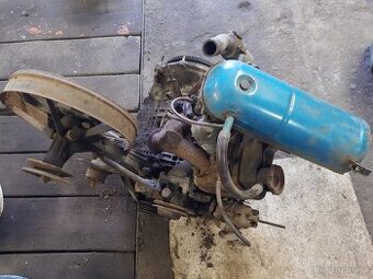 Škoda 110L  - motor
