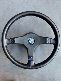 BMW M technic 1 volant