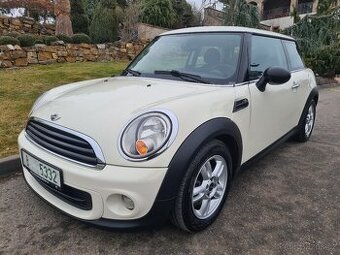 MINI ONE 1,6i 72 kW AUTOMAT PANORAMA
