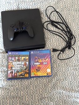 Předám ps4 v dobrém stavu