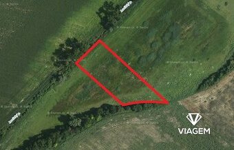 Pole 7 483 m², Podíl 13 % o výměře 935 m²