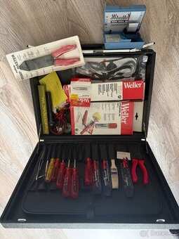 Servisní kufr s nářadím pro elektrotechniku
