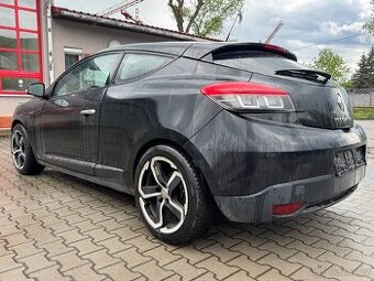 RENAULT MEGANE 2.0L TUROBO 180 KONÍ