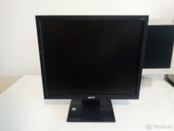 monitor Acer 17"