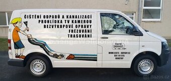 Technik, pomocný instalater