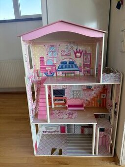 Domeček pro Barbie