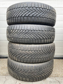Falken Eurowinter 205/60 R16 92H 4Ks zimní pneumatiky
