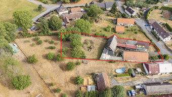 Venkovská usedlost, 2 domy se zázemím Plánice, Štipoklasy