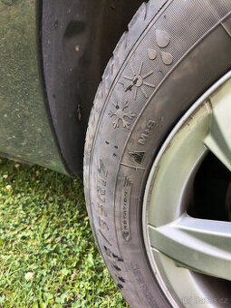 Espace sada AL 17" celoroční pneu 225/55/17, vz.6mm