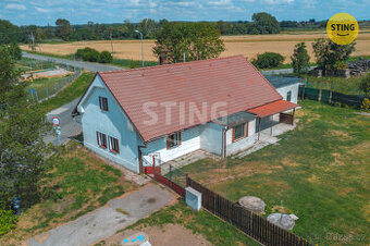 Prodej RD Strašov s pozemkem 900 m2, okr. Pardubice, 135263
