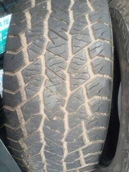 Prodám celoroční pneu 265/65R17 112T Hankook Dynapro AT2