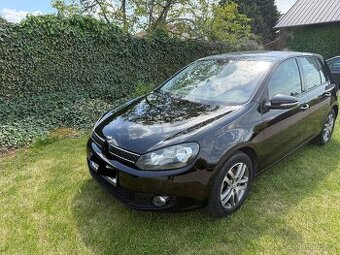Vw Golf 6 2.0tdi 103kw,NAVI,ALU,PARK.SENZOR ,LED