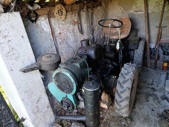 Malotraktor Agrostroj Prostějov T4-K10 + příslušenství