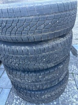 Disky se zimními pneu 195/70 R15 - pěkný vzorek