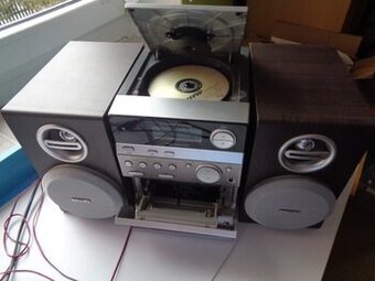 mikrosystém Philips MC145/12- napůl nefunkční - velmi LEVNĚ