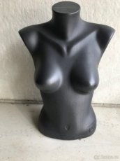 Dámská plastová figurína - 1