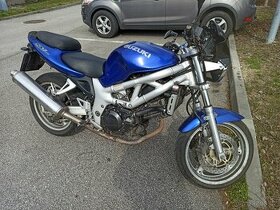 Prodám motorku Suzuki SV 650 r. v. 2001 - 1