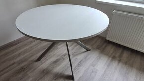 Kulatý stůl 120 - 160 cm