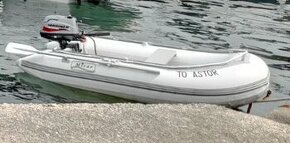 Nový nafukovaci člun s novým motorem 5 ks