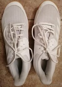 Sálové boty Adidas 38 bílé