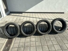 Zimní pneu/pneumatiky/gumy 225/45/18 Pirelli runflat