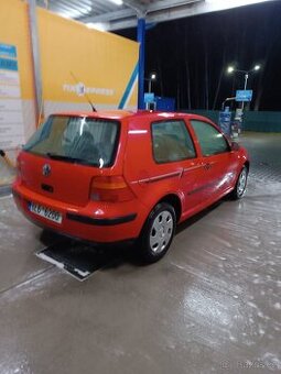 Prodám Volkswagen Golf 4