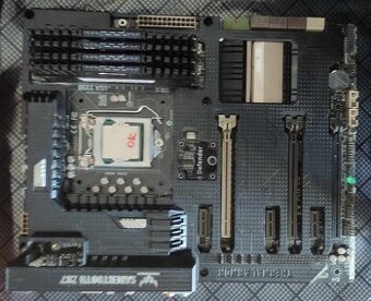 Asus Z87 LGA 1150 až DDR3-3200 (+ volitelně cpu ram chladič)