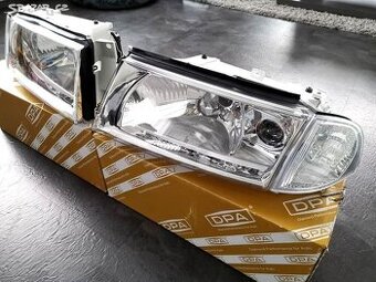 NOVÁ PŘEDNÍ SVĚTLA OCTAVIA 1 / ČIRÁ / KOMPLETNÍ / ZASÍLÁME