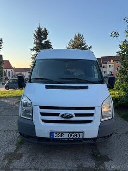 Prodám nepojízdný Ford Transit