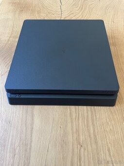 PlayStation 4 Slim 500GB - Black