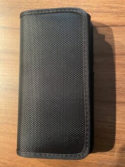Voděodolný obal z nylonu s kapsou a klipem na iPhone 12 - 1