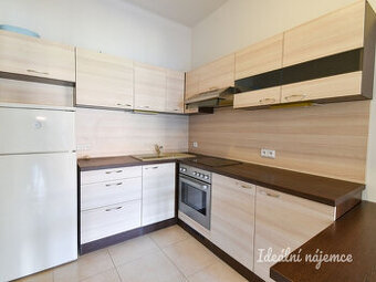 Pronájem bytu 2+1, Tolstého 24.000,-, Praha - Vršovice, Prah