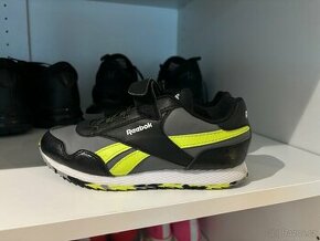 Dětské boty Reebok vel. 32