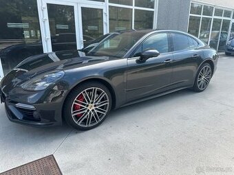 Porsche Panamera Turbo