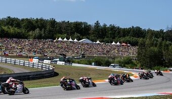 Koupím 1-2x vstupenky na nedělní závod MOTO GP Brno