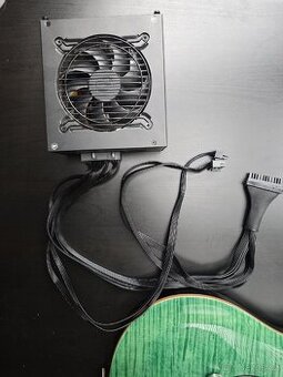 650W zdroj